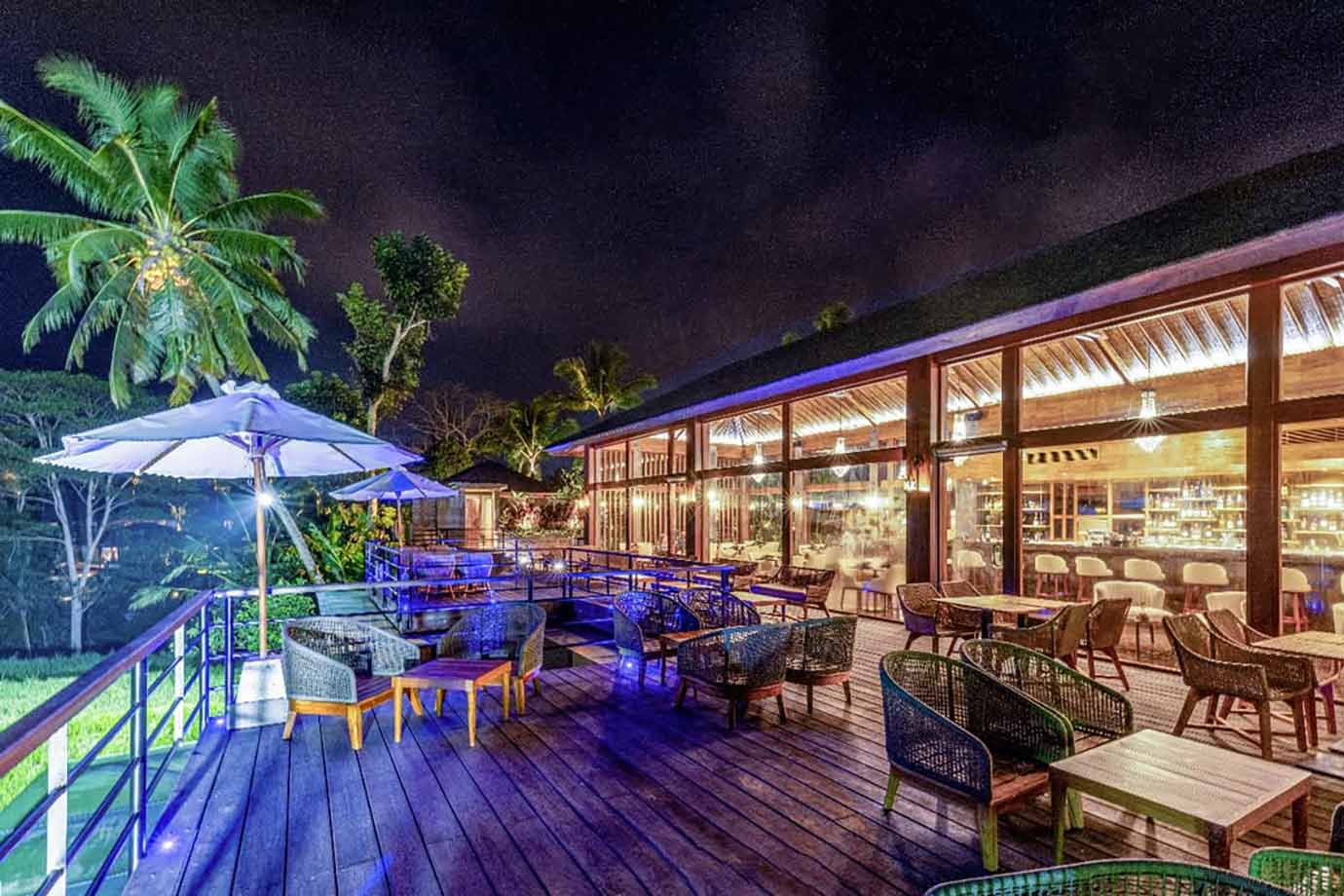 Evening view of Kokokan restaurant rooftop