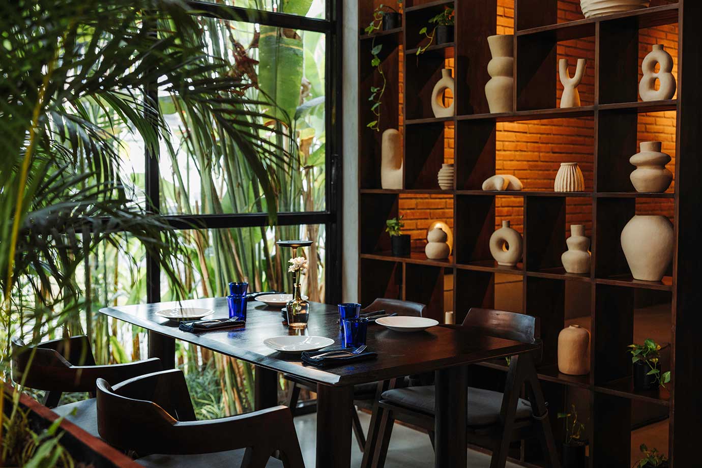Interior in the Nautilus Seafood Restaurant & Bar