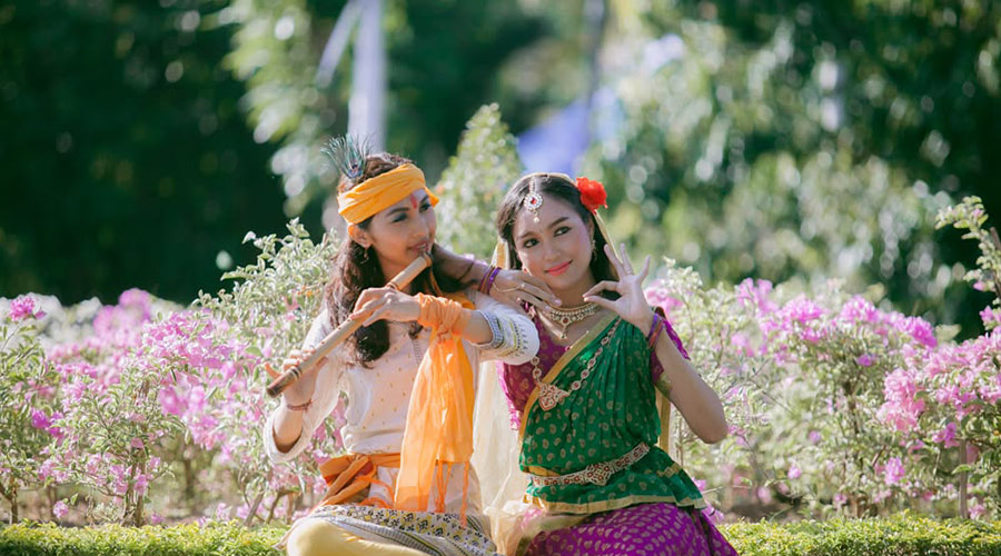 Beautiful women from Bali Arts Festival