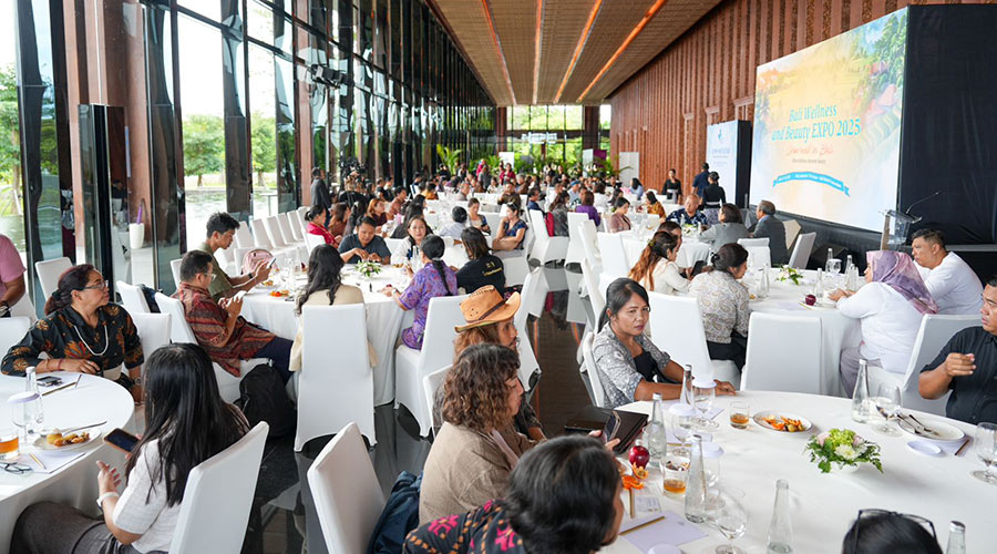 Restaurant and food at Bali Wellness and Beauty Expo