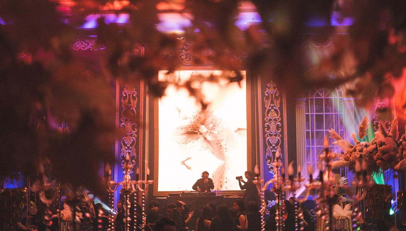 Dipha Barus performing in big dance club
