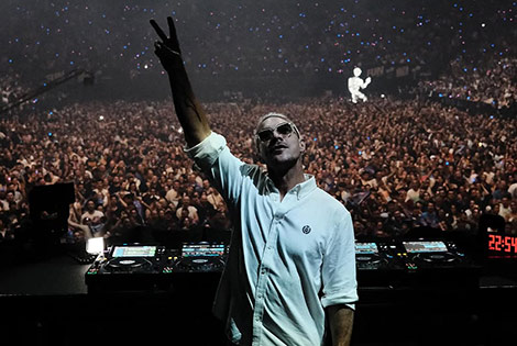 Preview of the DIPLO live at Savaya Bali