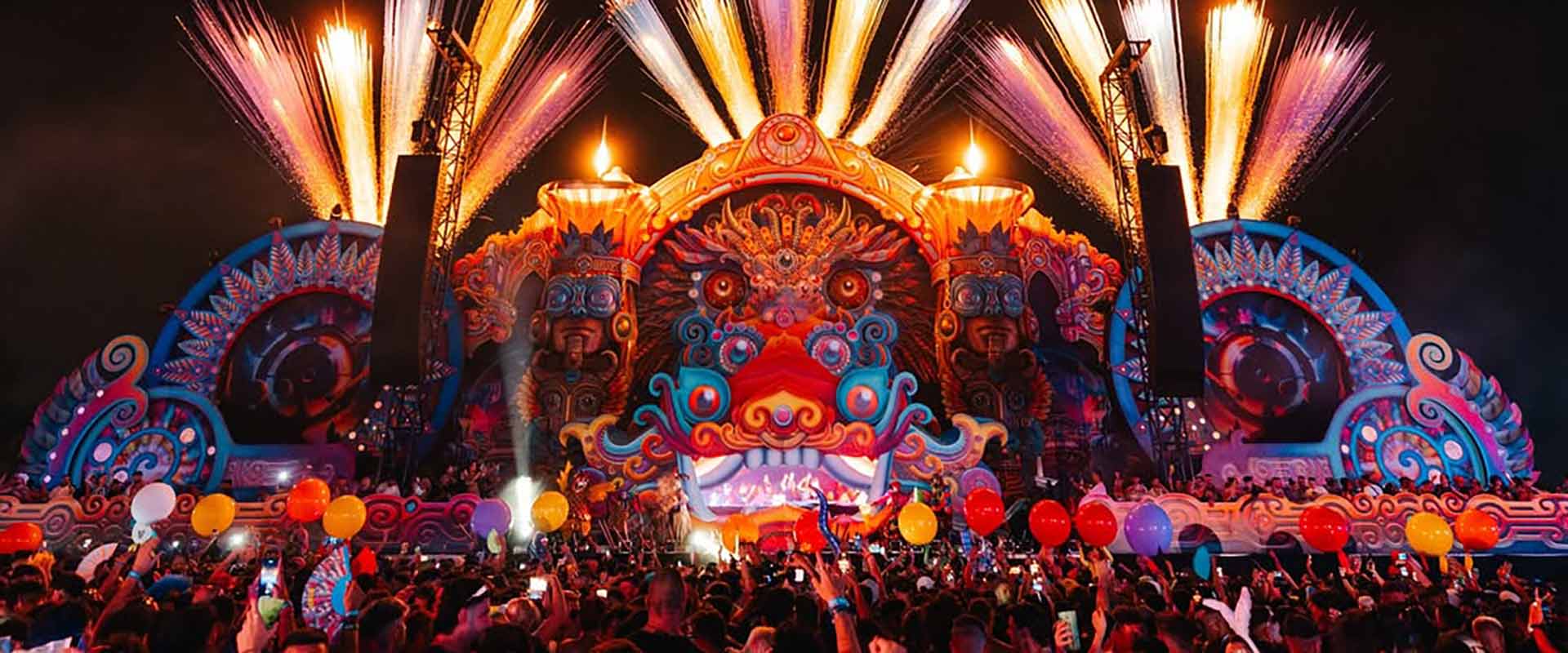Background of the Elrow at Savaya