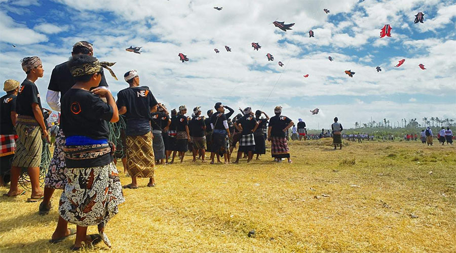 The audience and participants of Bali Kite Festival