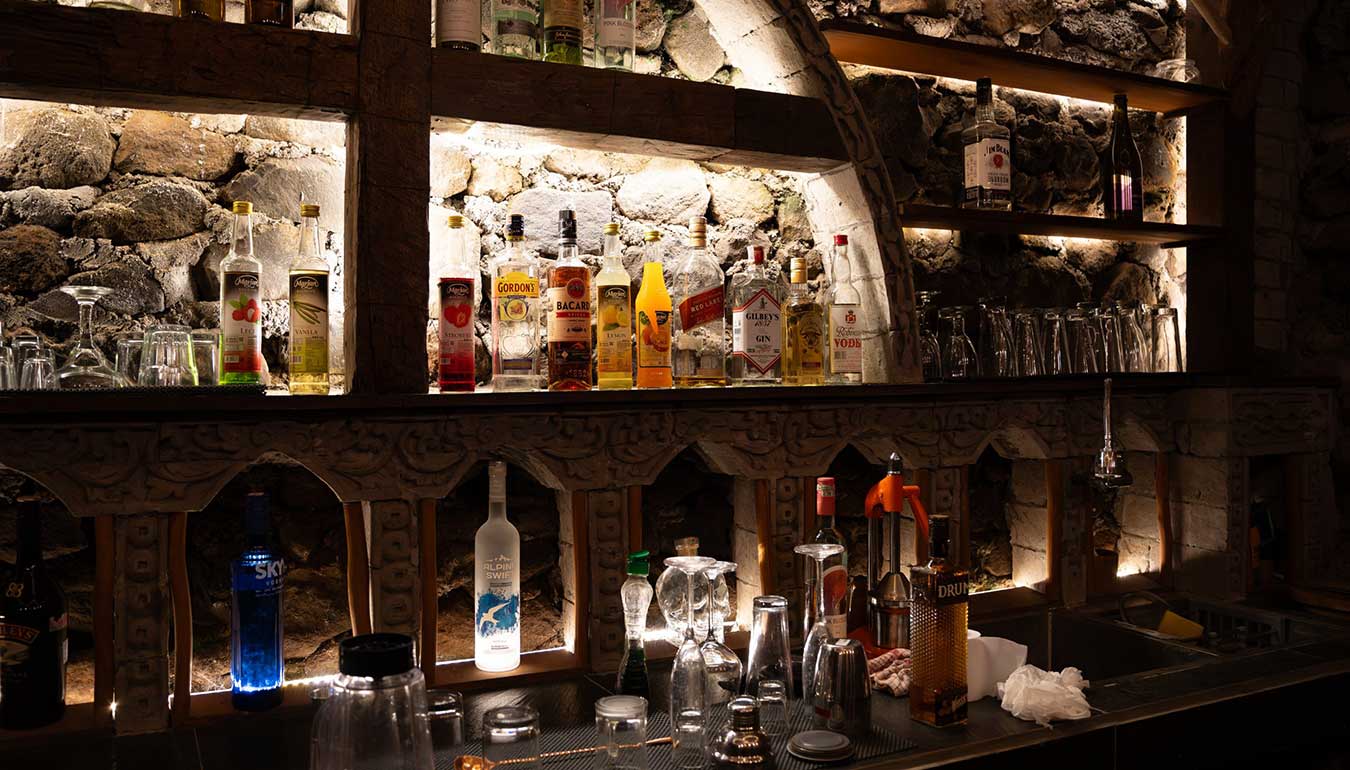 Bar and cocktails at Lost City Dance Show