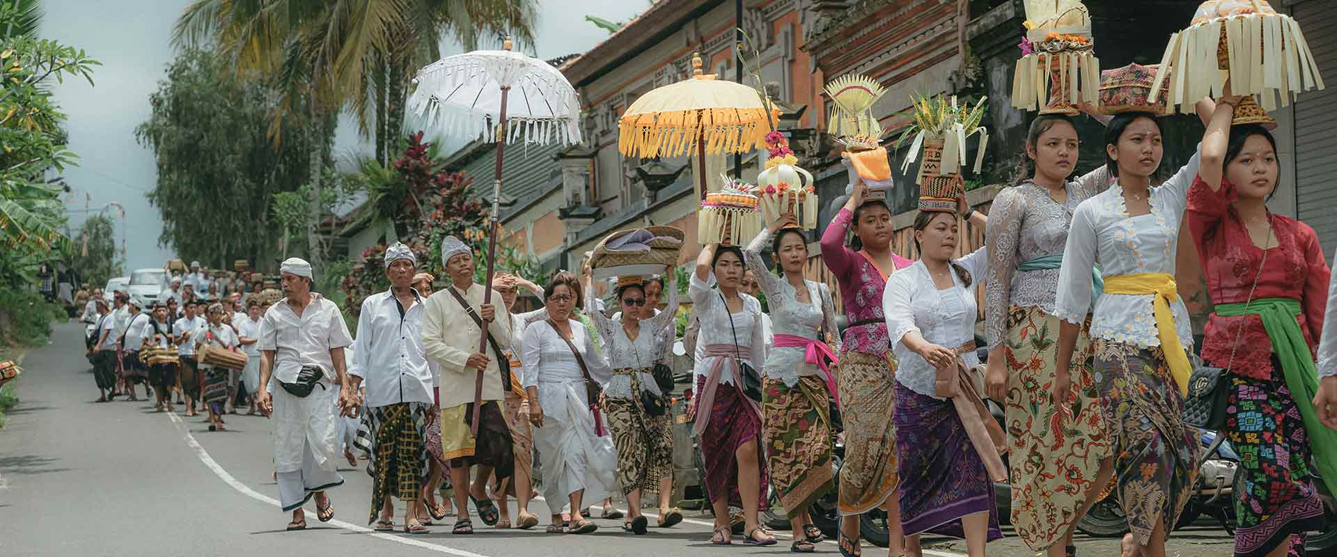 Background of Lovina Festival