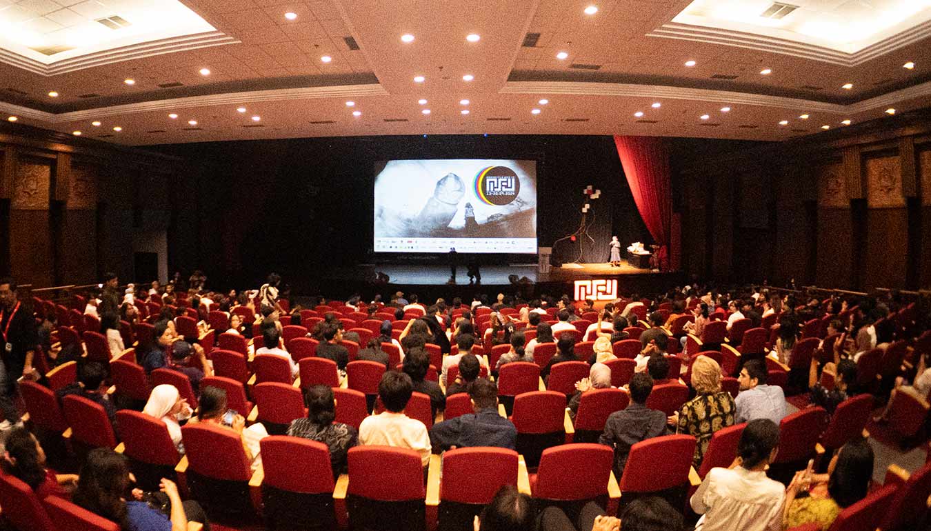 Minikino Film Week - stage and audience