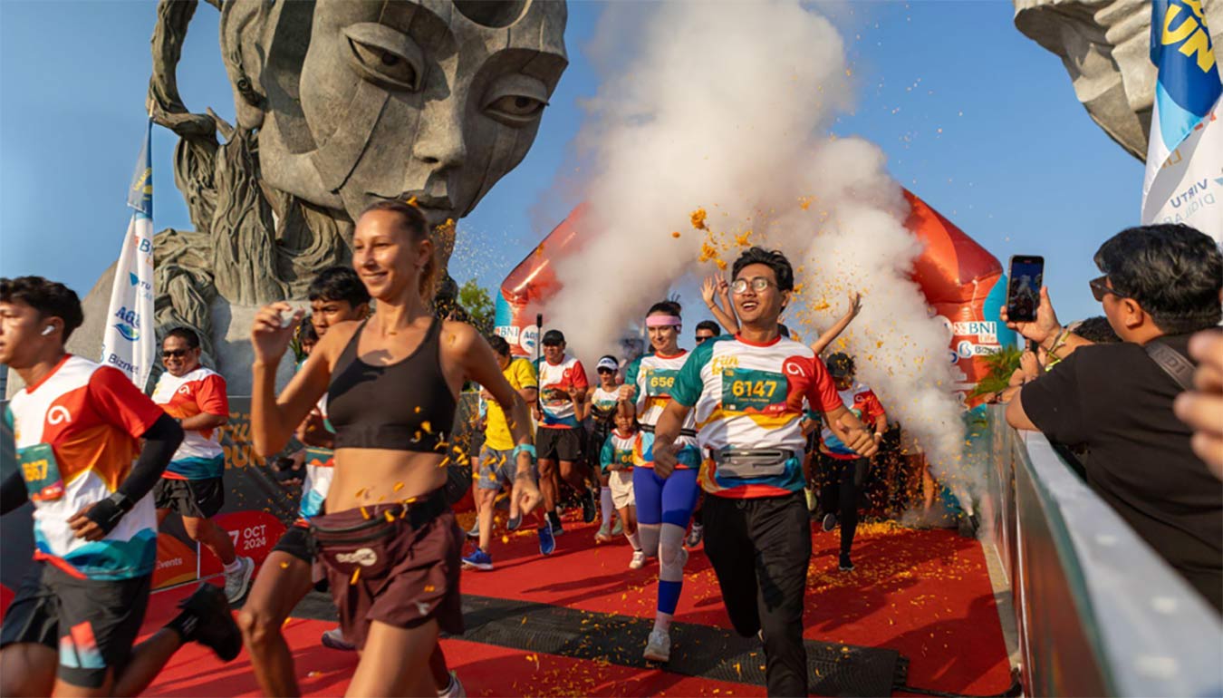 Participants of the Nuanu Fun Run