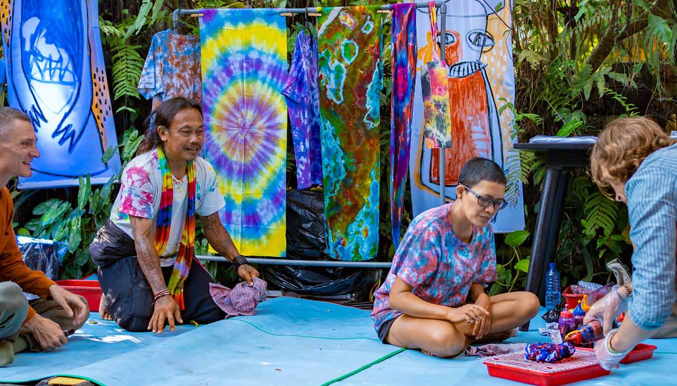 Cloth painting master class during Ubud Folk Festival