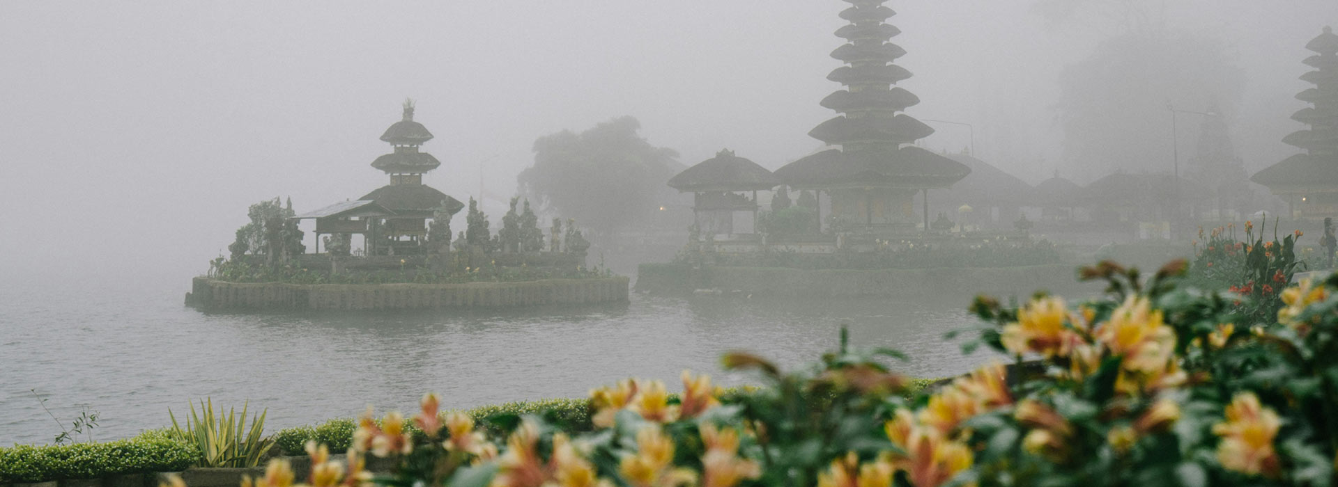 Background of the Ulun Danu Beratan Festival