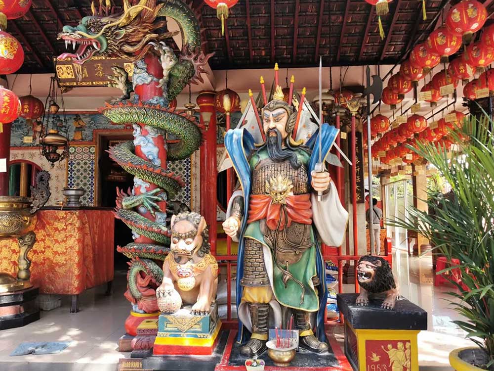 Statues from Vihara Dharmayana Temple in Kuta