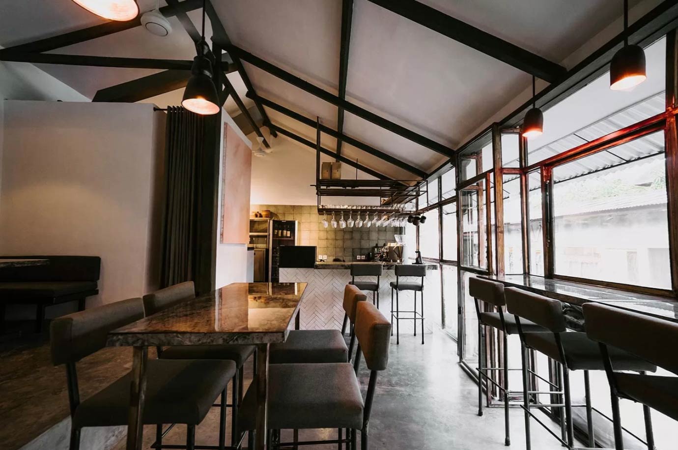 Interior overview in the Bacari restaurant
