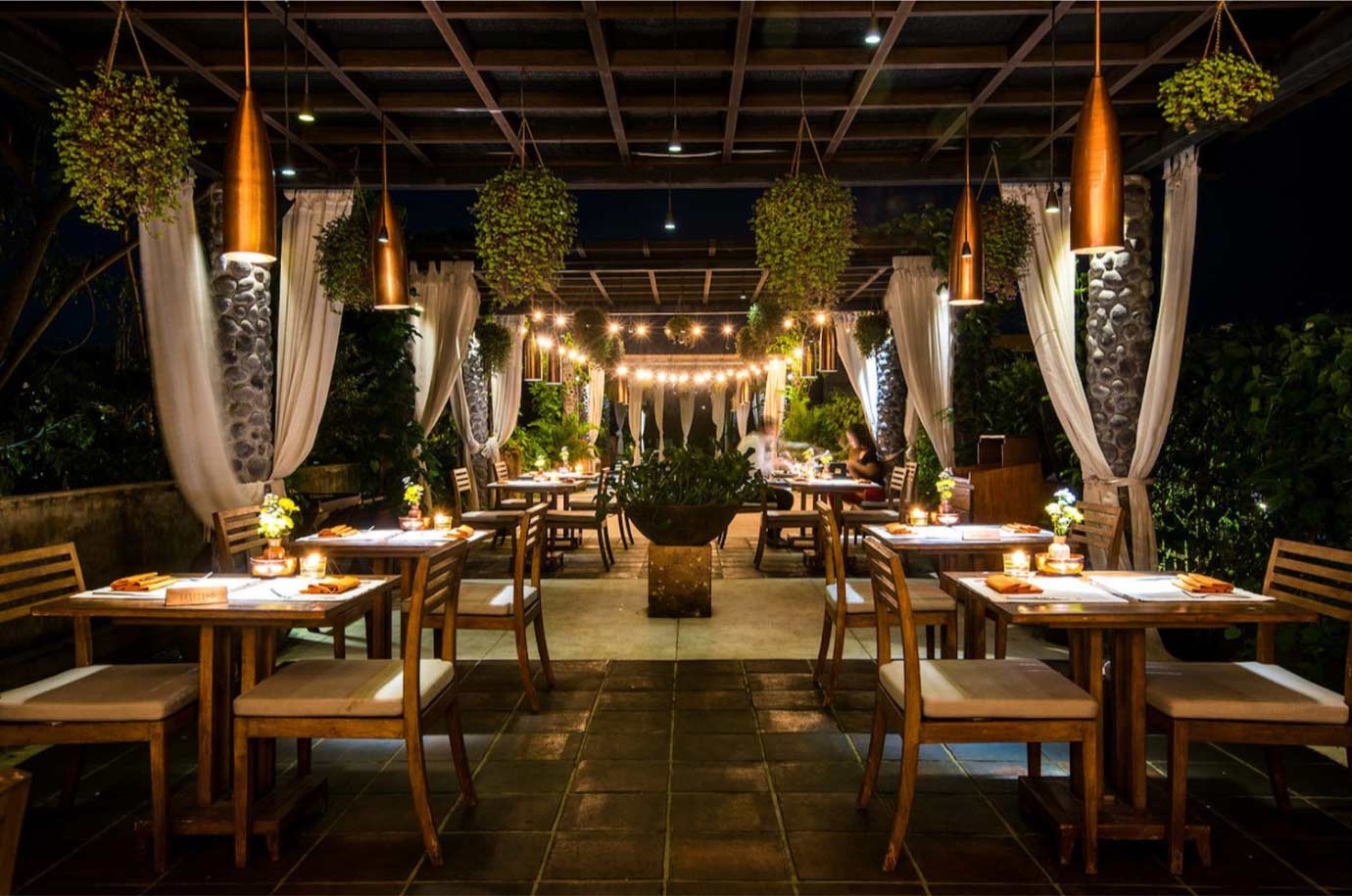 Interior overview in the Copper restaurant