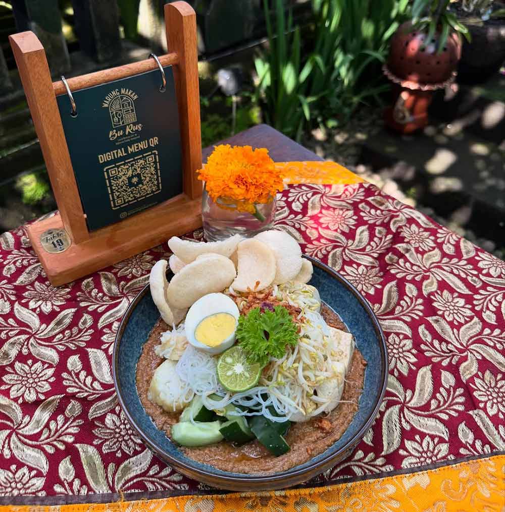 Food from Warung Makan Bu Rus in Ubud