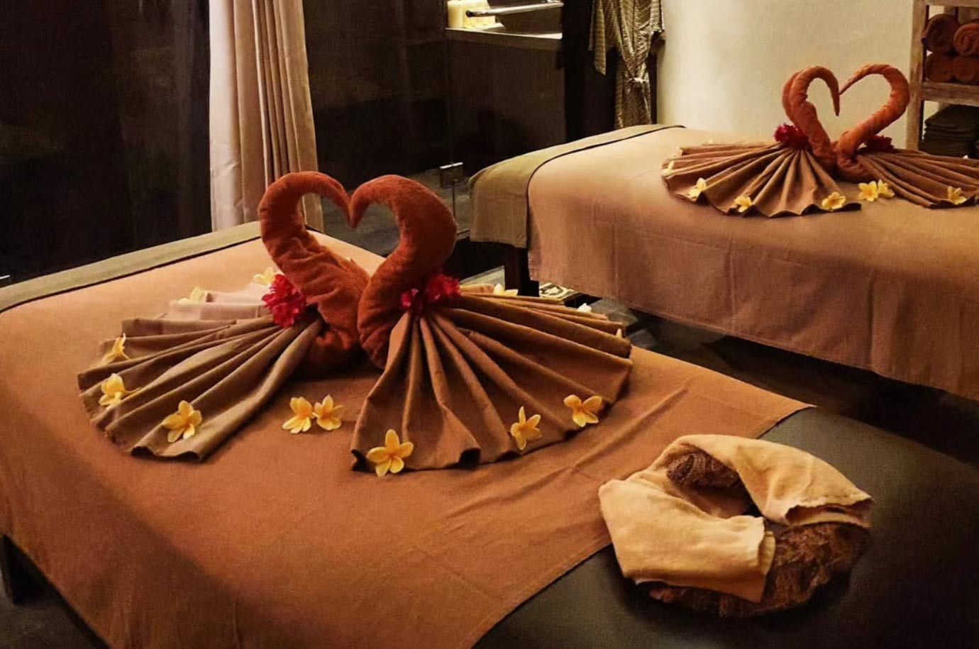Massage beds from Laniakea Spa