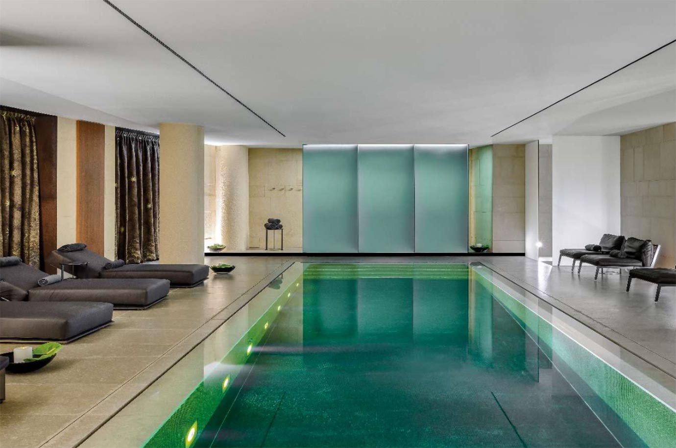 Room with pool in the The Spa at Bulgari
