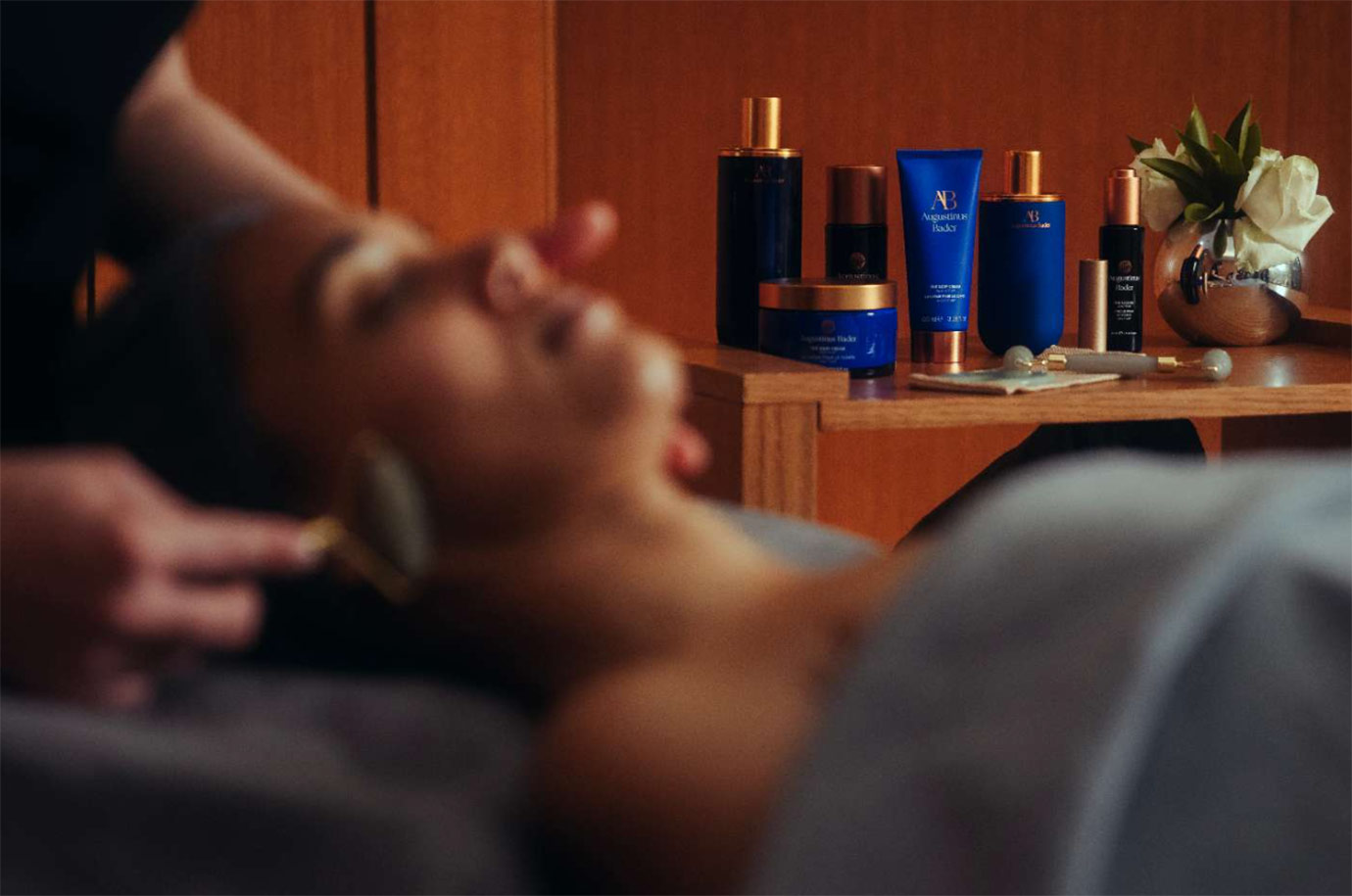 Massage and cosmetics in The Spa at Bulgari