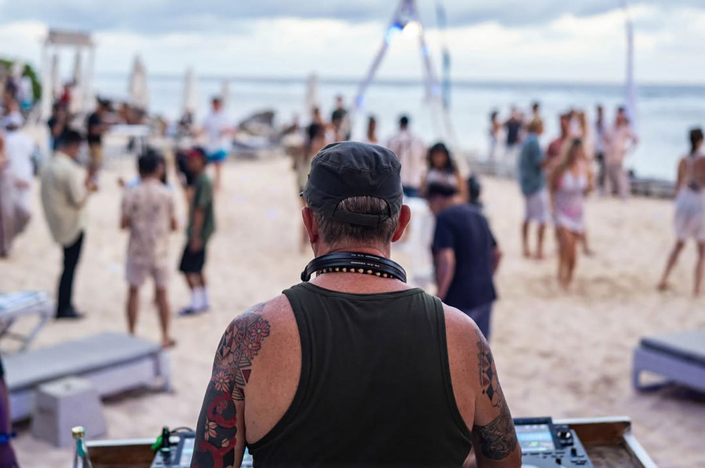 Daytime DJ party at Karma Beach Club