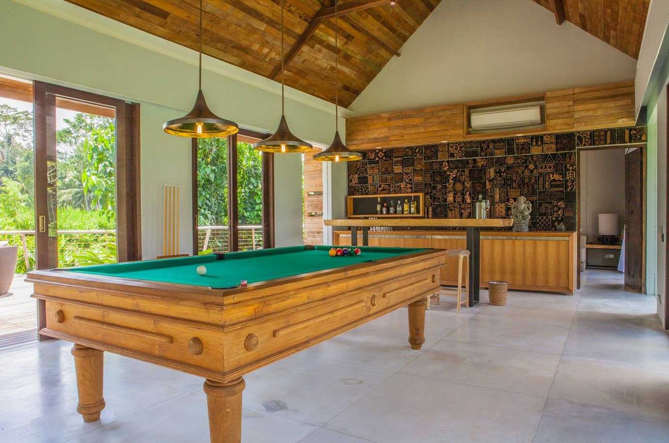 Billiard table at the Villa Lumia