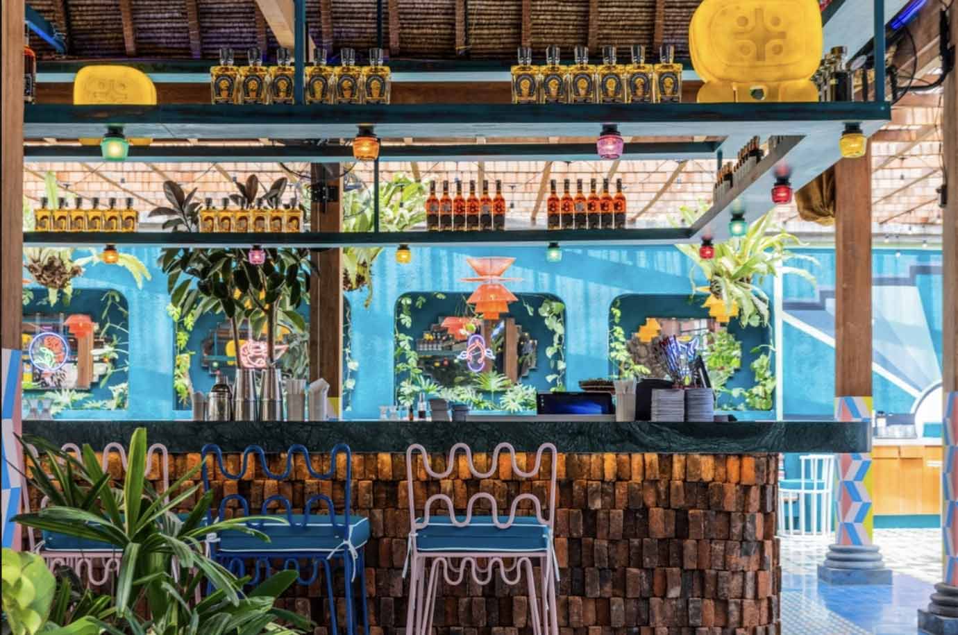 Bar counter in the Motel Mexicola