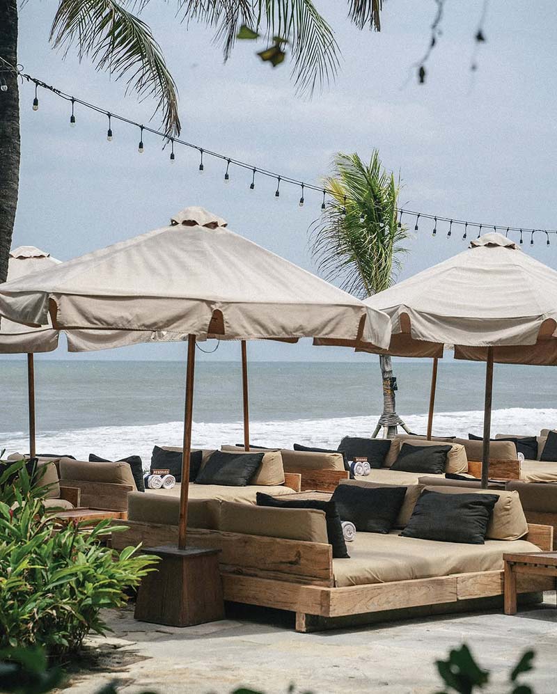 The Lawn - seats by the sea