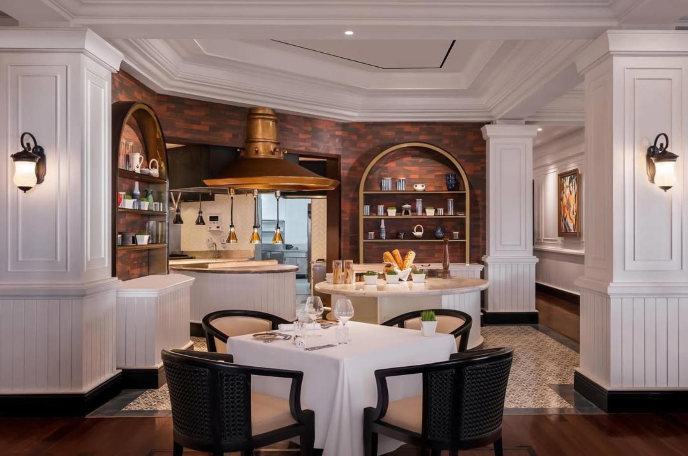 Elegant interior in the Bella Cucina restaurant