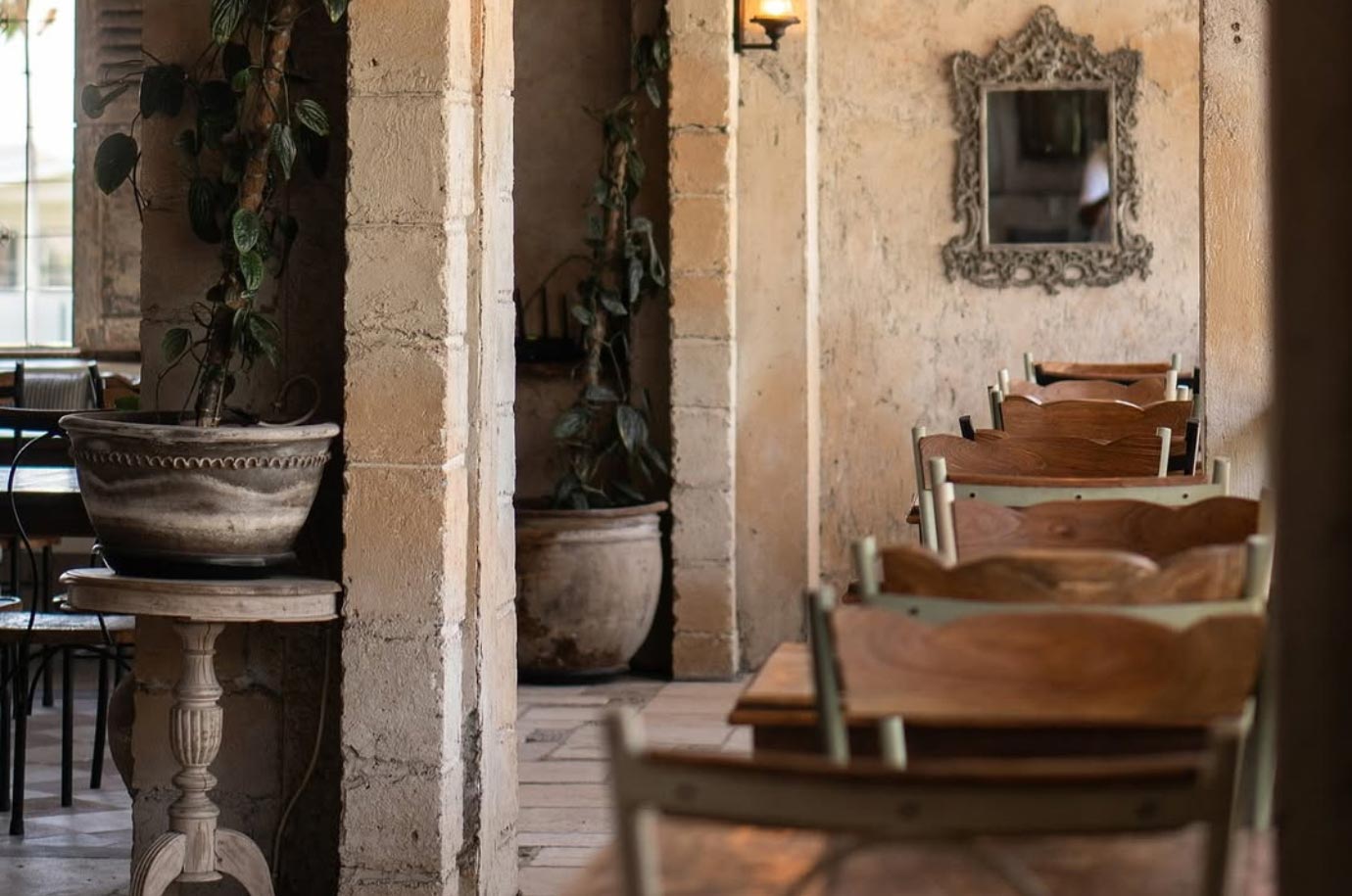 Interior in the L’osteria restaurant