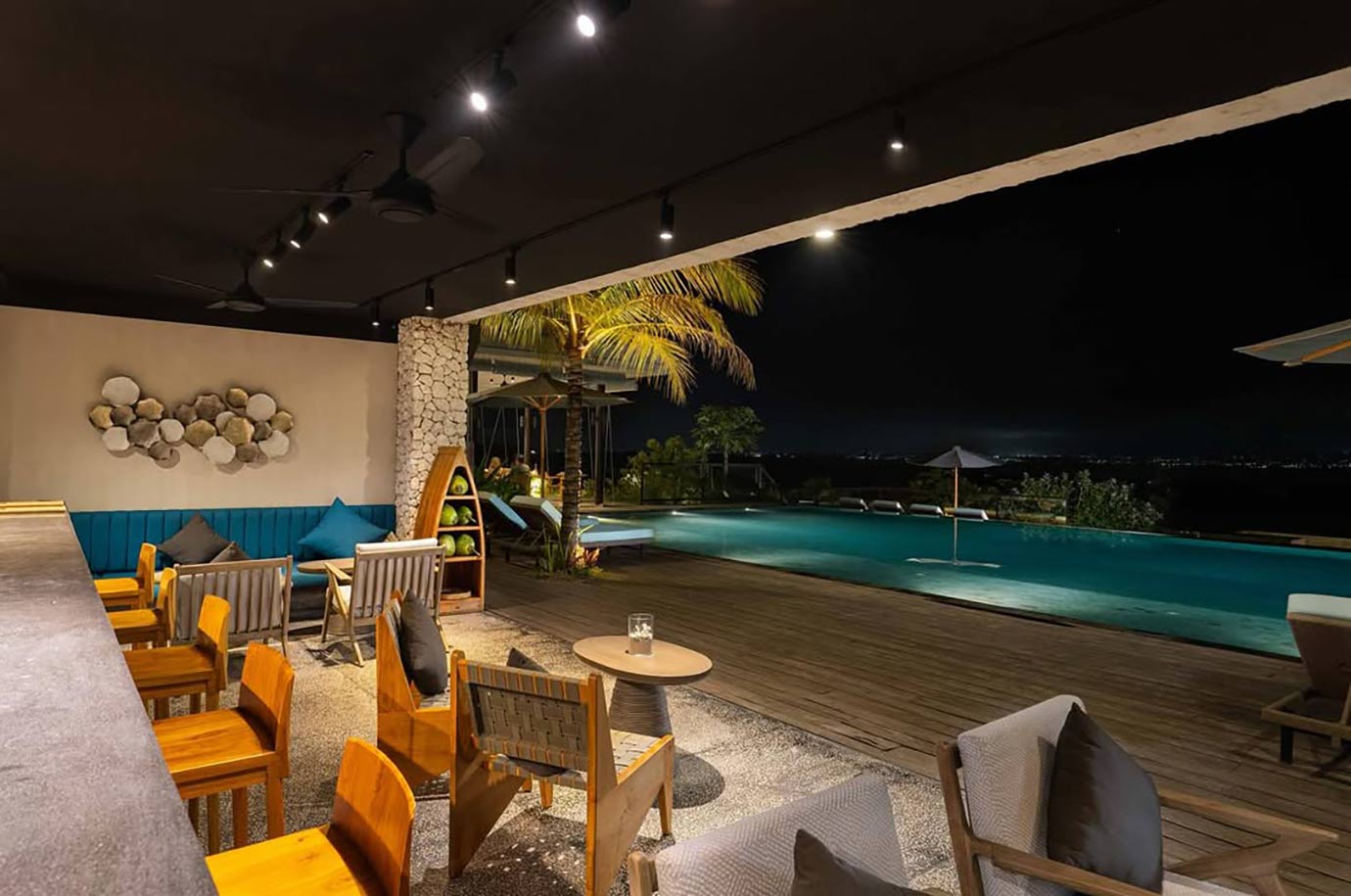 Aroha Bar interior in Nusa Penida