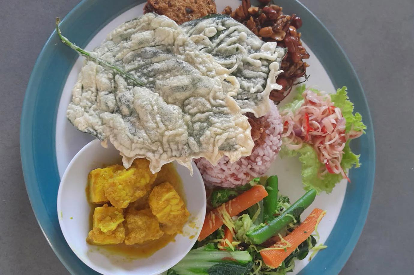 Food from Sari Organik in Ubud