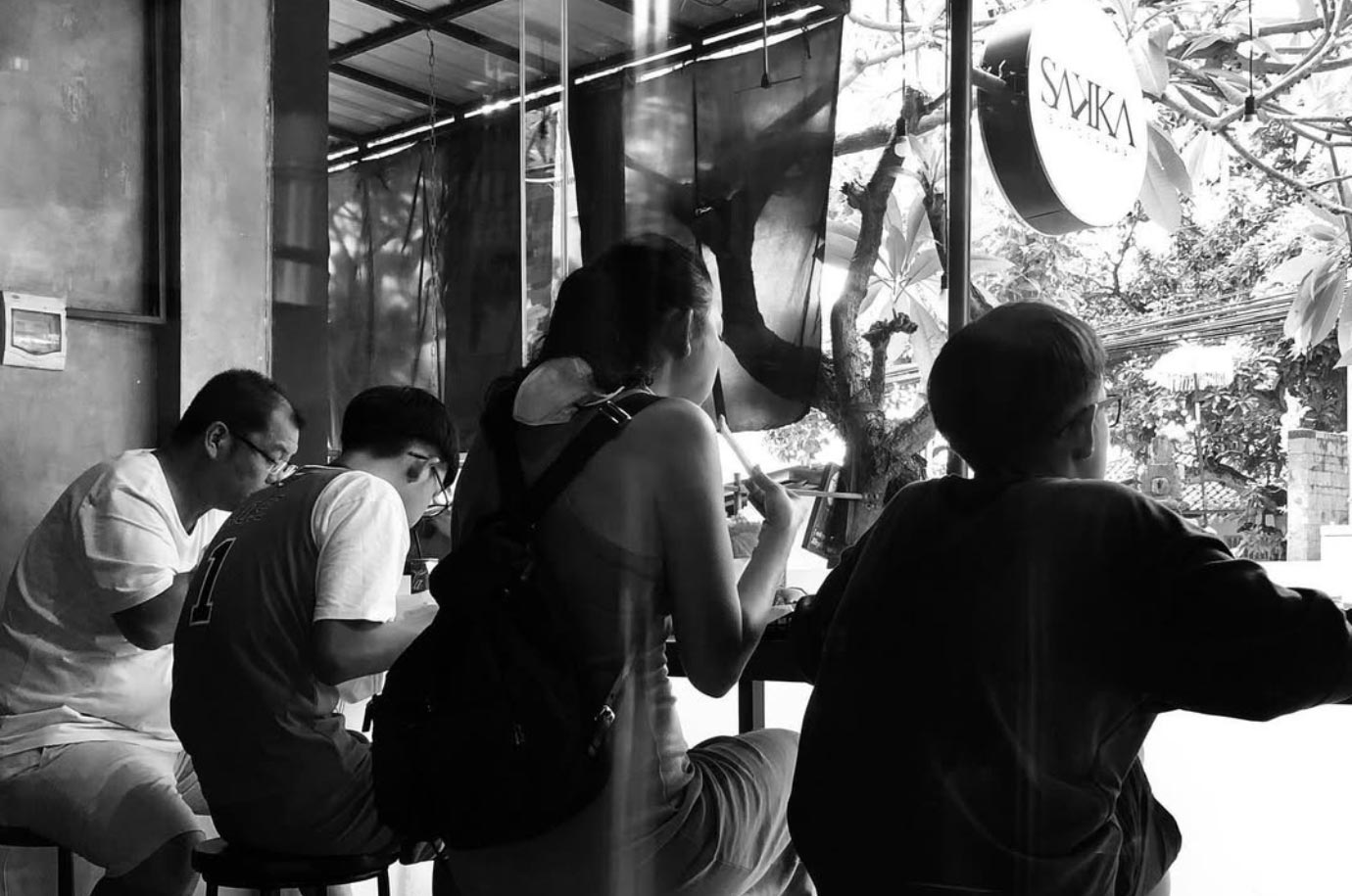 The guests in Sakka Burgerbar