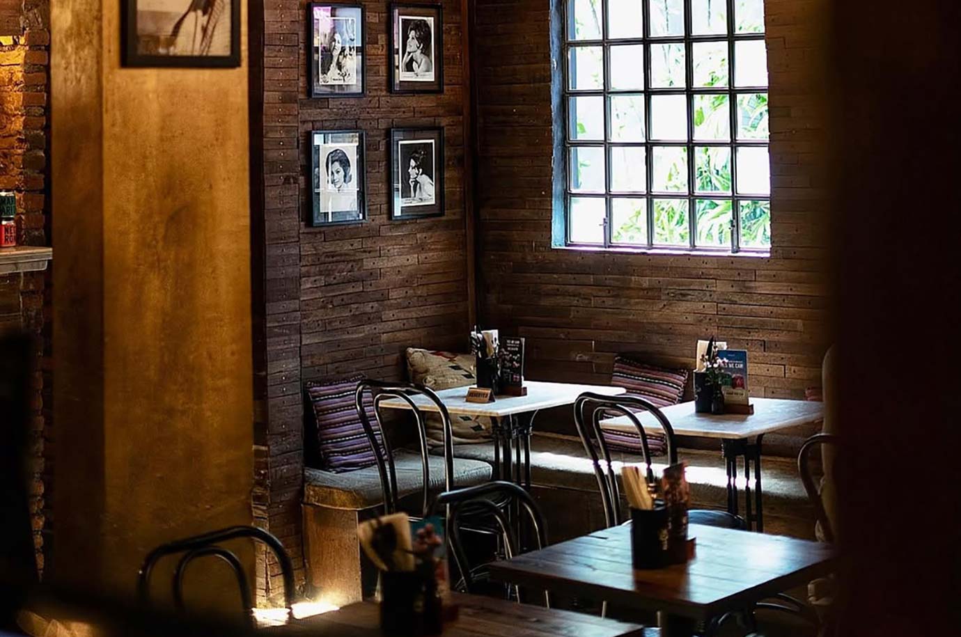 Revolver cafe styled like traidtional British pub