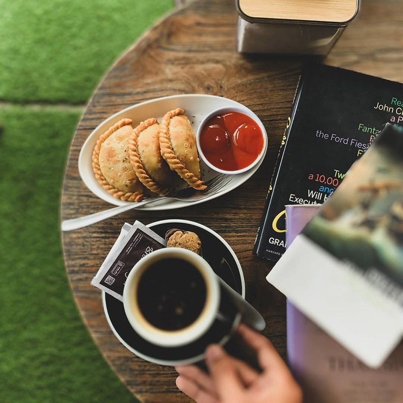 Coffee and cakes from 25:PM Coffee