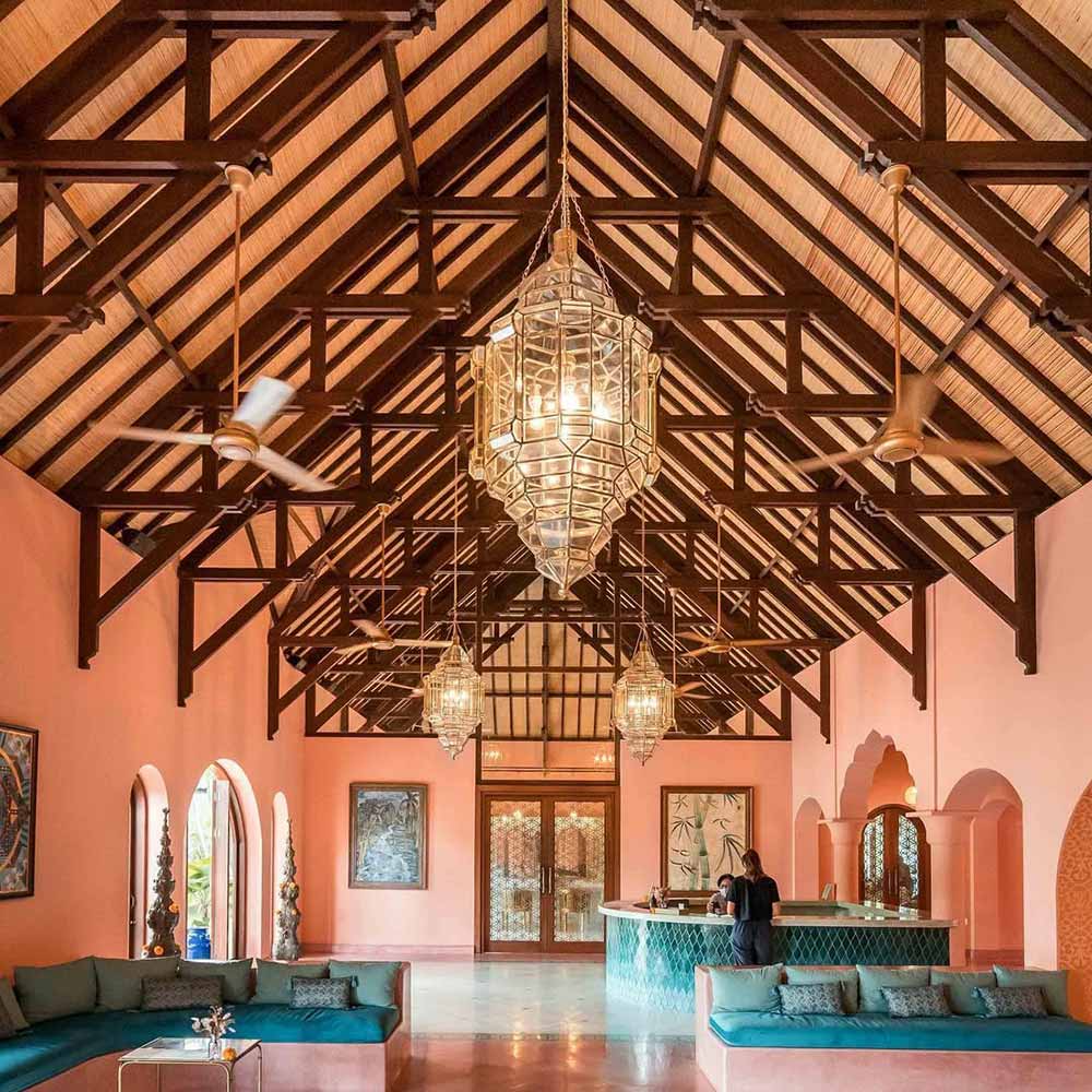 Big living room in Bodywork Spa