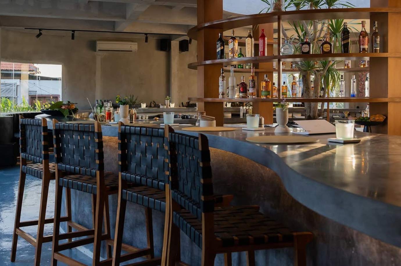 Bar and seats in the Syrco Base restaurant