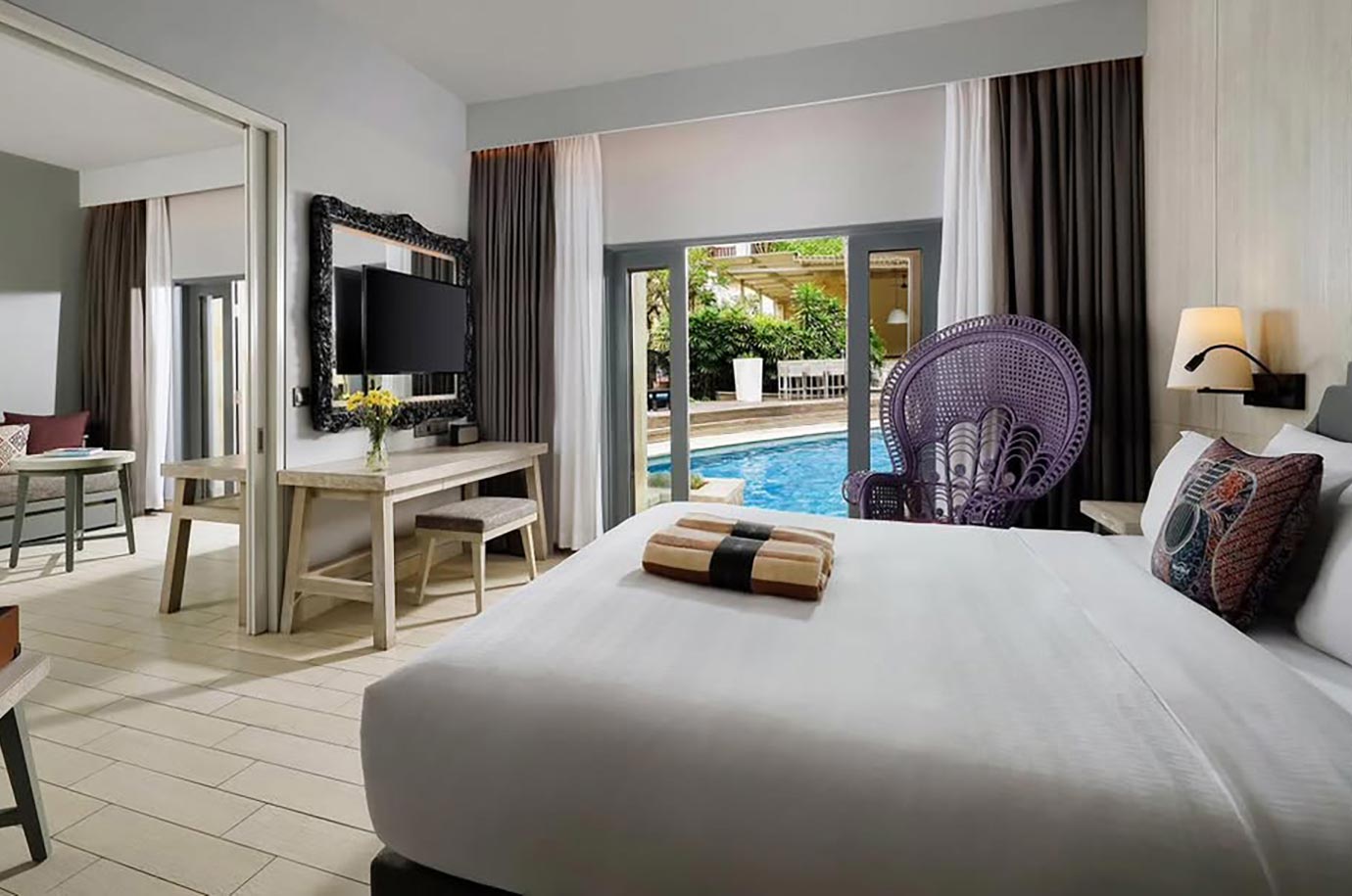 Elegant bedroom with the access to the pool in Hard Rock Hotel