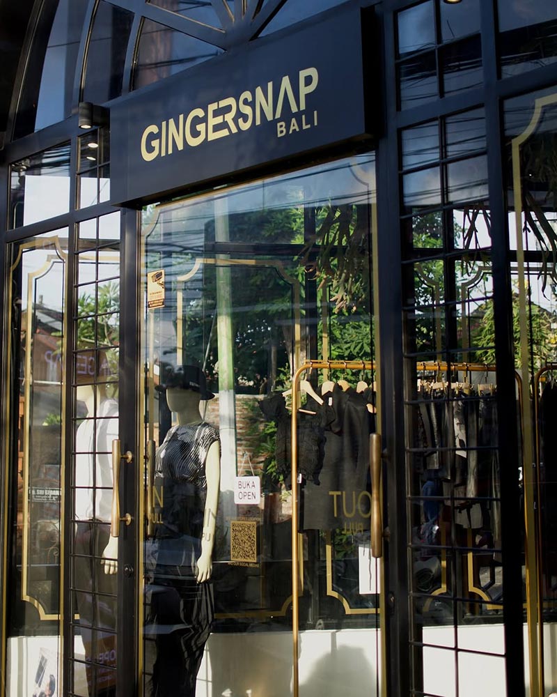 Entrance to Gingersnap Bali shop