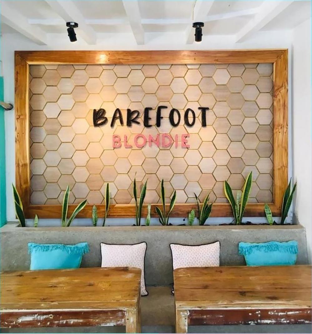 Interior in Barefoot Blondie restaurant, Gili Air