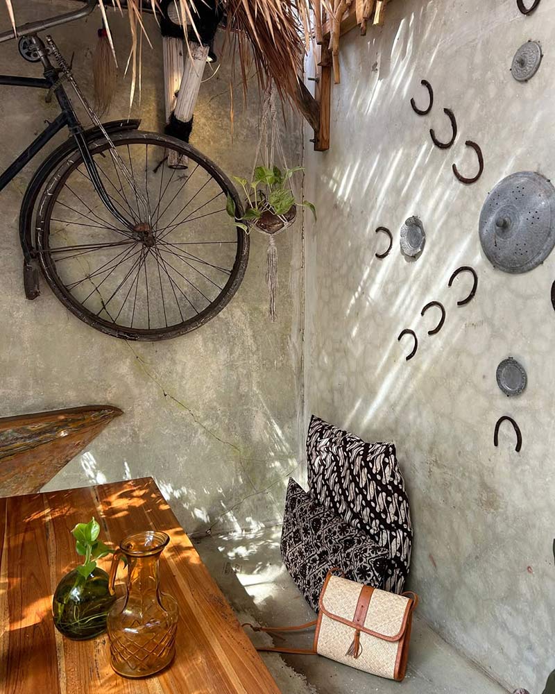 Interior and decor in Pachamama restaurant