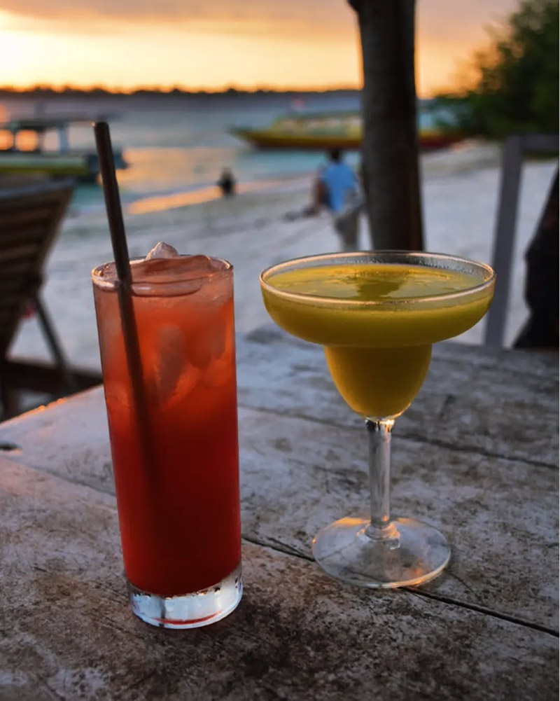 Cocktails from New Sasak Cafe