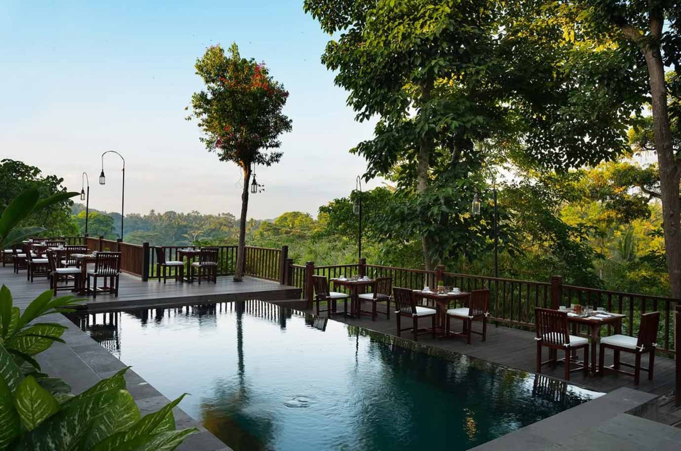Outdoor seats in the Dining Corner at Kayumanis Ubud