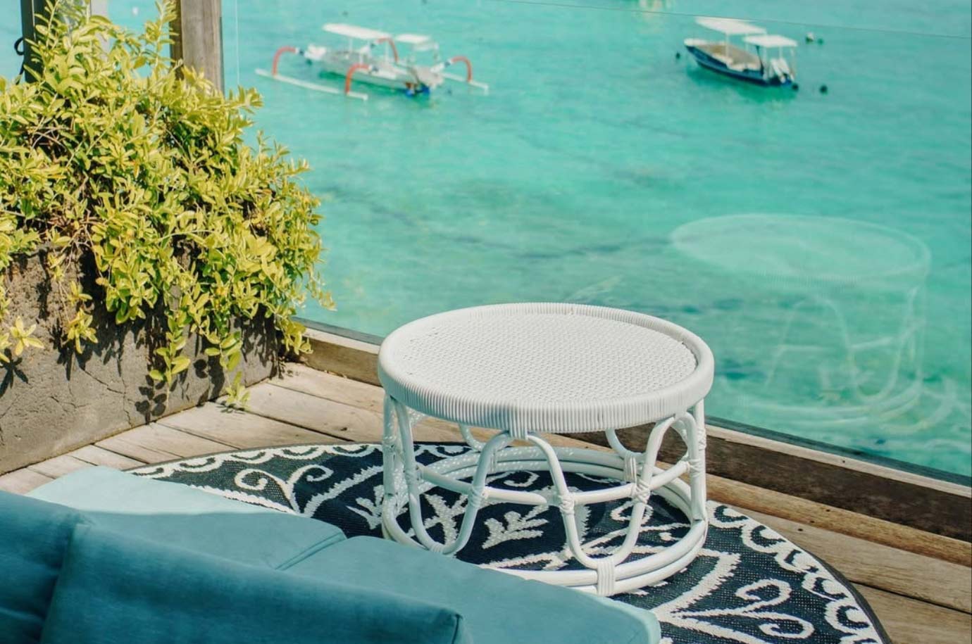 Interior details and view from Thai Pantry Nusa Lembongan