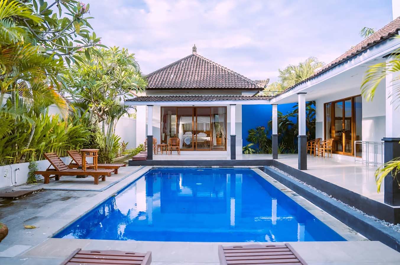 Swimming pool in My Villa and Resort