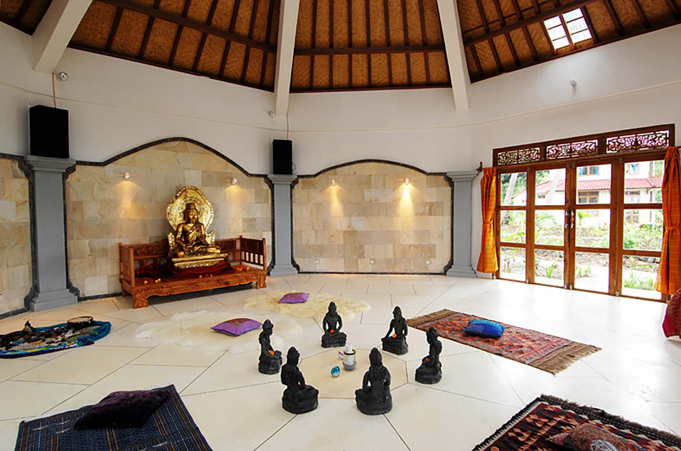 Room for meditation at Shambala Oceanside Retreat