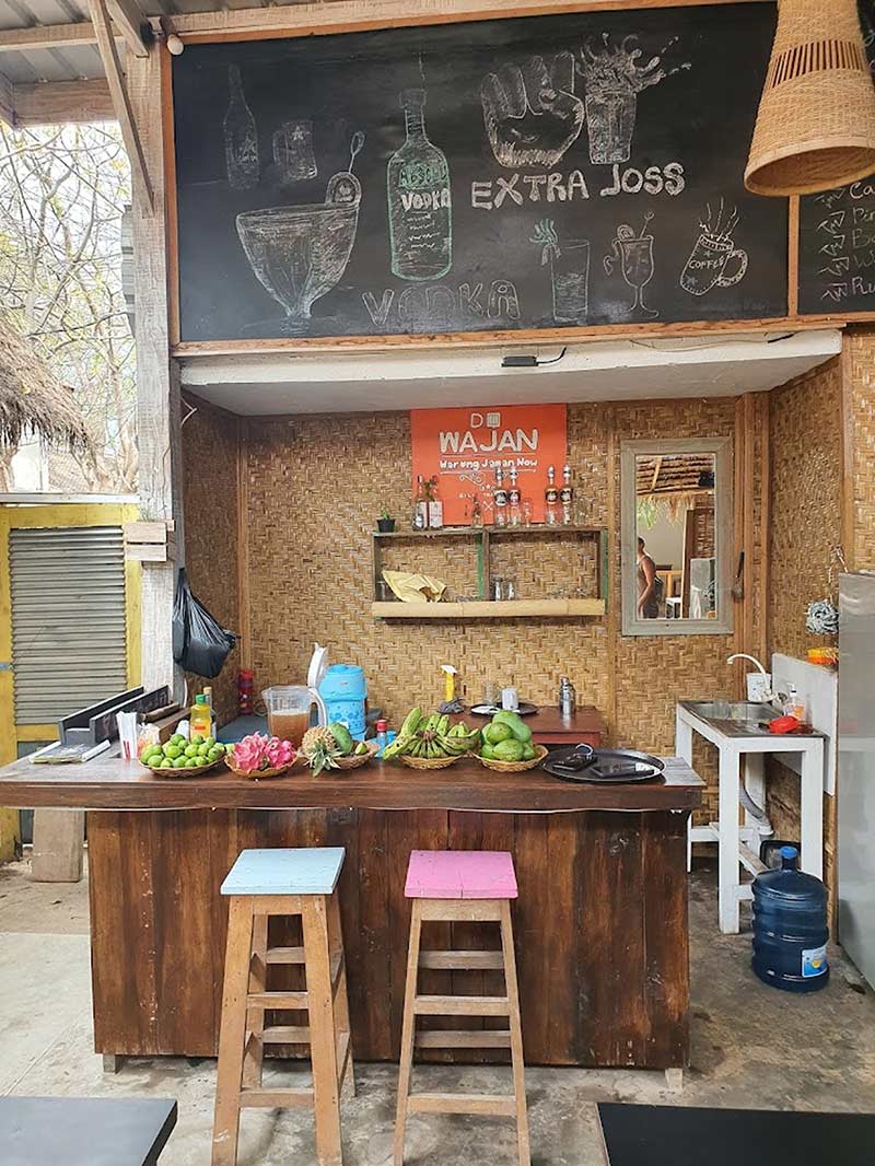 Bar counter of Wajan Sister Cafe