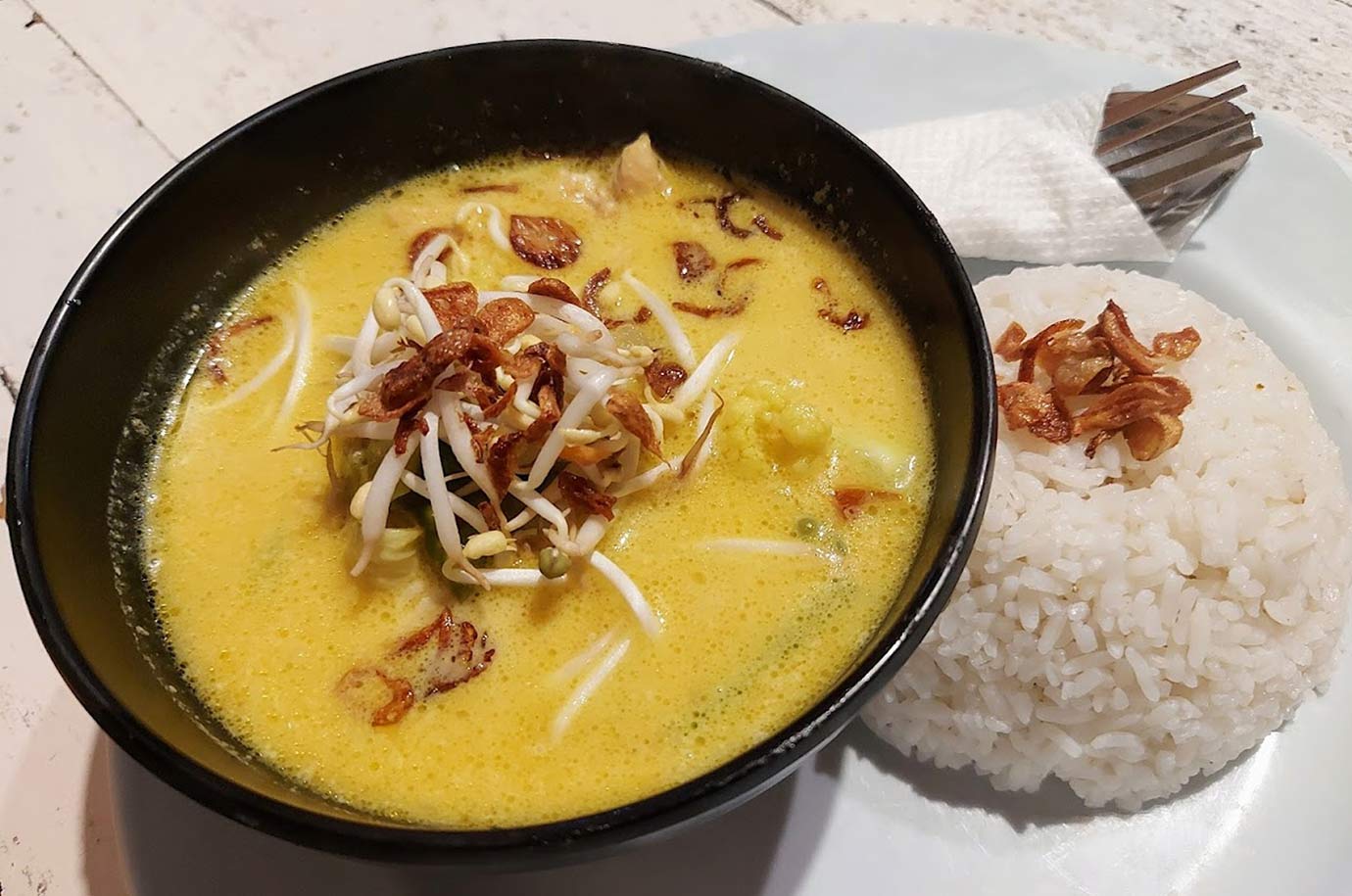 Asian dish from Wajan Sister Cafe