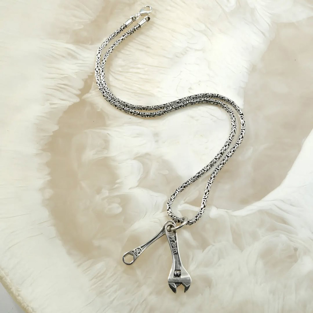 Prapen Jewellery - designer pendant