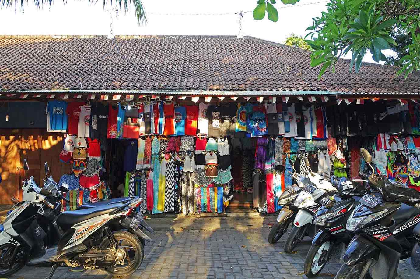 Parking at Garlic Lane market