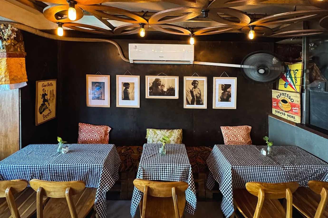 Interior with the photos in the Dolce Arancia