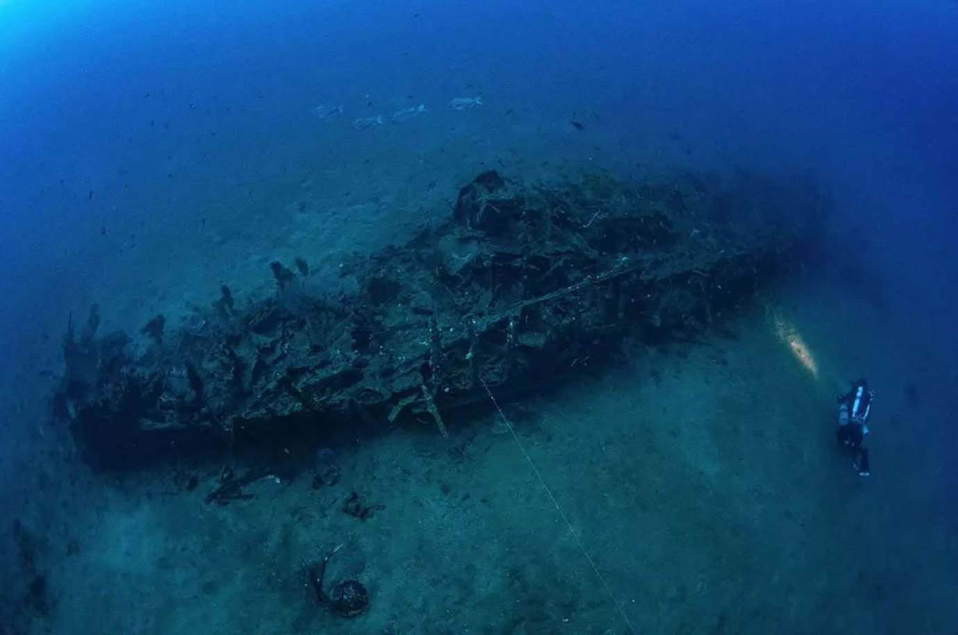 Patrol boat in the depth of Japanese Wreck spot