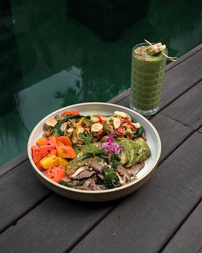 Your own builded bowl from Terra Restaurant